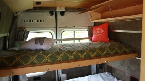 Trippel toe – Bus camper with 5 seats