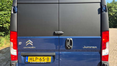 Cozy, nice camper (2025) with air conditioning - solar panels - 3 persons