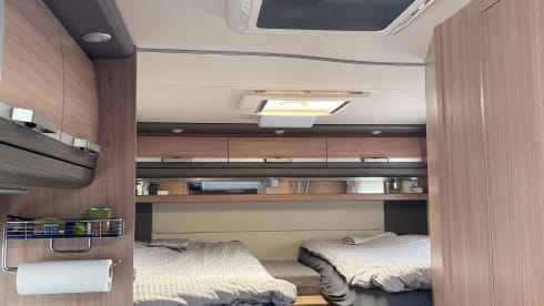 De Dennenappel – Beautiful Knaus motorhome 2013