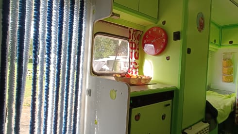 Karel Appel – Eye-catcher alcove camper from 1991
