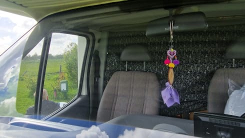 Happy – Happy on the road met onze 4p Ford Elnagh Colombia alkoof uit 1996