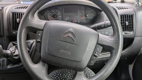 Haystacks – Bespoke 4 berth Campervan