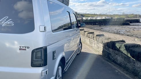 One life  – Including insurance the coolest Vw camper from Edinburgh airport 