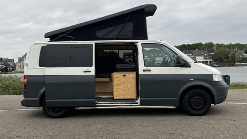 3p Volkswagen bus from 2008