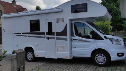 4p Ford alcove uit 2023