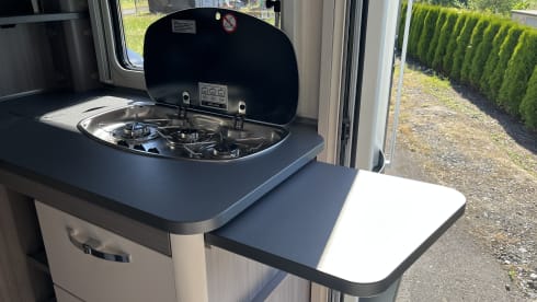 Camper von Kemper – New Hobby Motorhome 4 people - Ideal for families