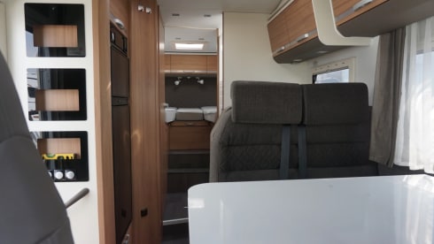 5p Adria Mobil semi-integrated uit 2019 163 PK