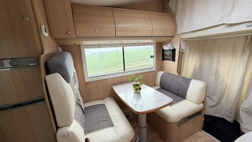 5p Rimor Kentucky Estro 9 alcove