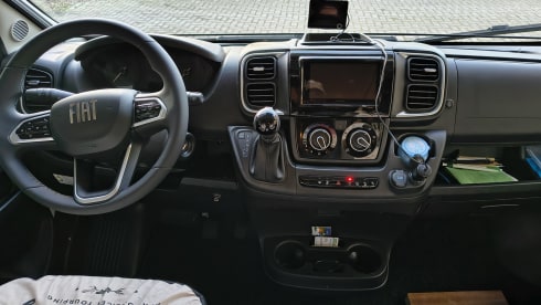 2-seater Knaus semi-integrated from 2026