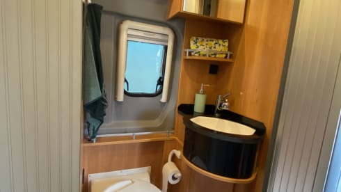 Lovely complete apartment on wheels