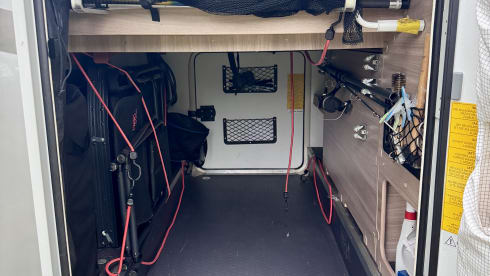4 person modern and spacious, well-equipped camper.