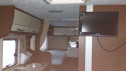 ci elliot 85p – Camper with 2 single beds and air conditioning on the engine and kilometers free