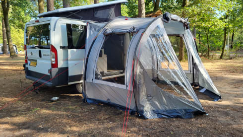Q-bus – Compact and complete camper