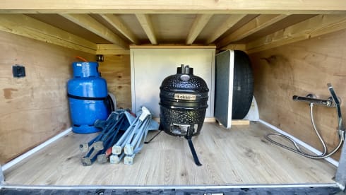 Siobvan – 2p Mercedes-Benz bus from 2014