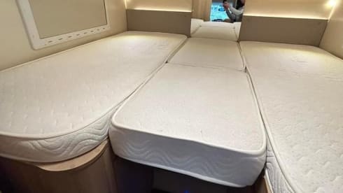 Collector Deluxe – 4p Fiat semi-integrated from 2020