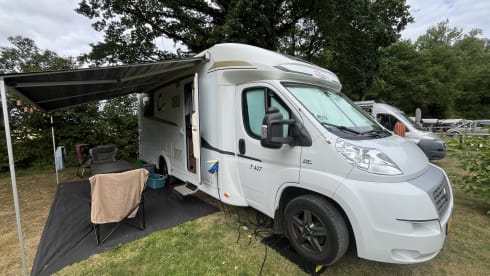 Capron – 4p Carado semi-integrated uit 2014