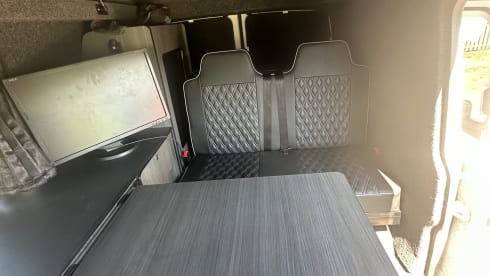 Ron – Stay classy in "Ron" the VW 4 berth Campervan
