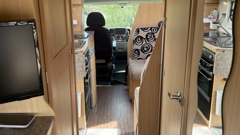 Greer – 6 berth Autoquest 180 Prestige, 2011
