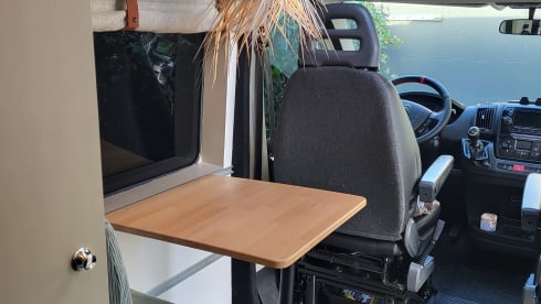 Dubbus – 2p Citroën bus uit 2018