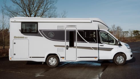 4p Benimar semi-integrated from 2026