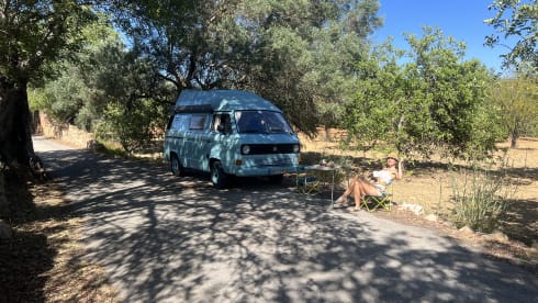 Azul  – Rent a Campervan Blue CLassics ‘s Volkswagen T3