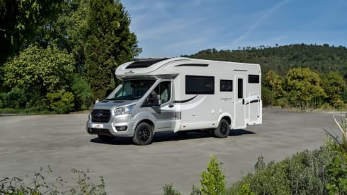 Bruce – 6 berth 707 Auto Roller 2026