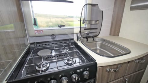 Doris – 2 berth Peugeot boxer Auto-Sleeper.