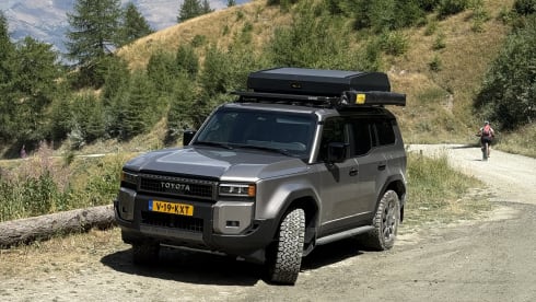 From Desert to Mountains: At Home Everywhere with the Land Cruiser