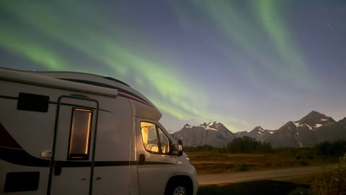 4p Bürstner camper 2016 KM FREE!