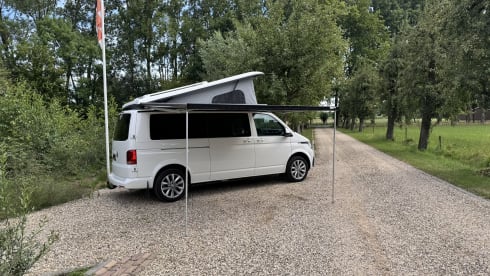 Camperke Mees – Camper Mees - 2 Persons - Chic & Large Bed