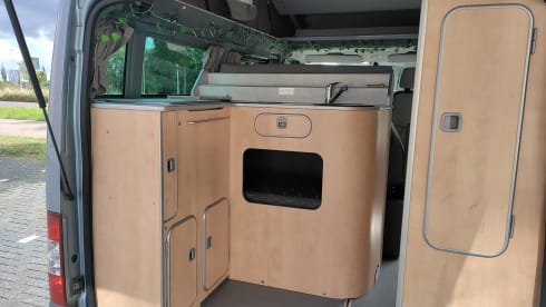 Betrouwbare en gezellige Ford Nugget 2008