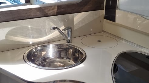 Wildcamper – Family camper McLouis Carat 
