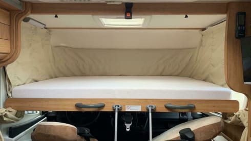 Moby – Compacte 4 persoons integraal camper, met toch heel veel ruimte..