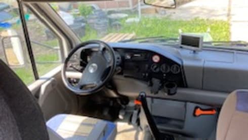 Comfortable spacious camper