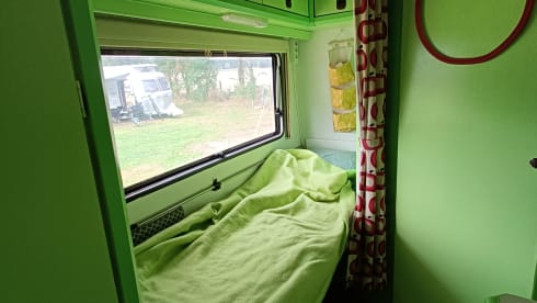 Karel Appel – Eye-catcher alcove camper from 1991