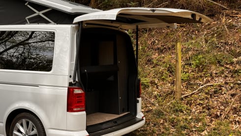 HERMAN THE CAMPER – 2018 Volkswagen Camper