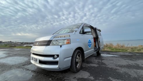 CHANEL – super cosy  - automatic campervan. price  includes insurance !