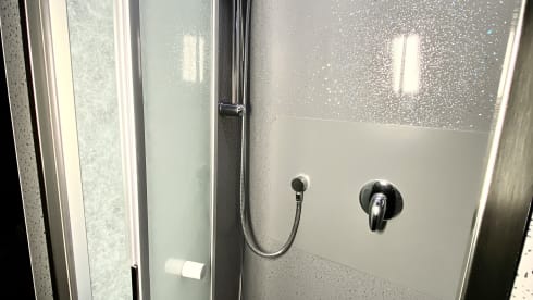 Peace  – 2 berth Luxury Citreon camper (offgrid camper)