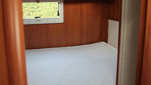 Very spacious family camper