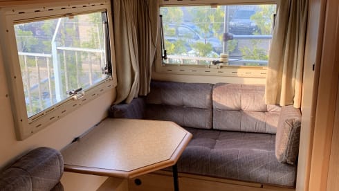 Spacious, neat 1980s family camper (Last 2 weeks of summer '25 discount!)
