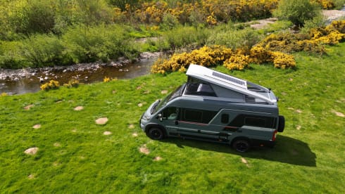 Bill – 'LUXURY' 4 berth Fiat Ducato - Adria Twin Sports 640 SGX (2022)