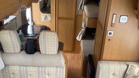 Cosimo – Camper autonomo riviera gt 6 posti viaggio