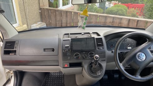 Stormtrooper – 3 berth Volkswagen campervan T5