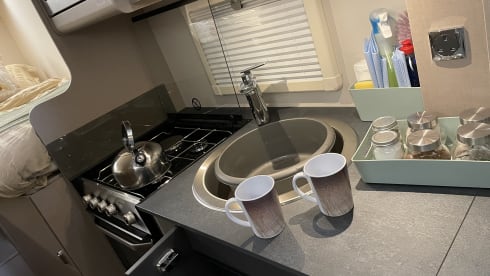 Saffy the Swift – 6 berth Swift alcove from 2022