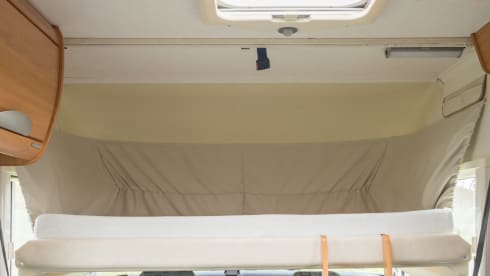 Camper Homer – Spacious integral camper with lots of comfort!