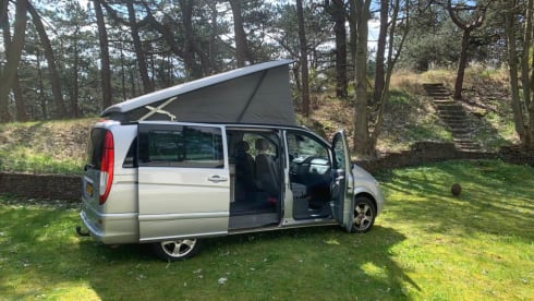 4p Mercedes-Benz campervan from 2007