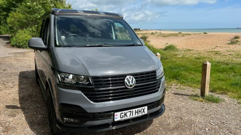 (VW002) 2022 AUTO 'Rebellion' VW Camper Van Sleeps 2 Adults + 2 Children