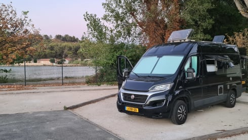 Black Rhino – Compact (5m41) Hobby K55, Automatic 150pk Fiat Ducato, with all the luxury