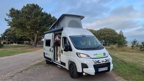 Es Vedra – BRAND NEW 2+1 Berth Roller Team Livingstone 2 (2025) Automatic