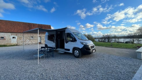 't Cliffke – Campervan Sunlight Cliff 2024 